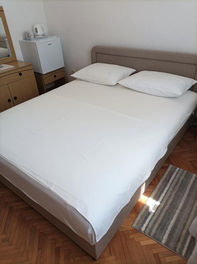 Apartment And Rooms Markovic Senj  Εξωτερικό φωτογραφία