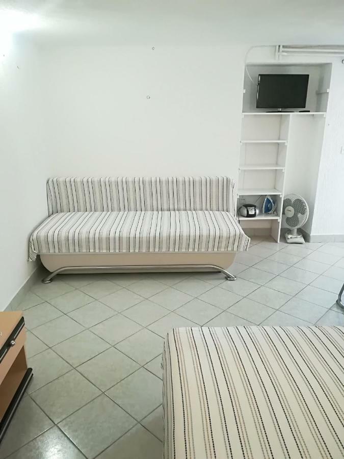 Apartment And Rooms Markovic Senj  Εξωτερικό φωτογραφία